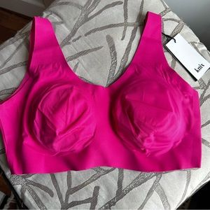 Knix LuxeLift Pullover Bra Size M+ (fits 34 E/DDD to 34G)